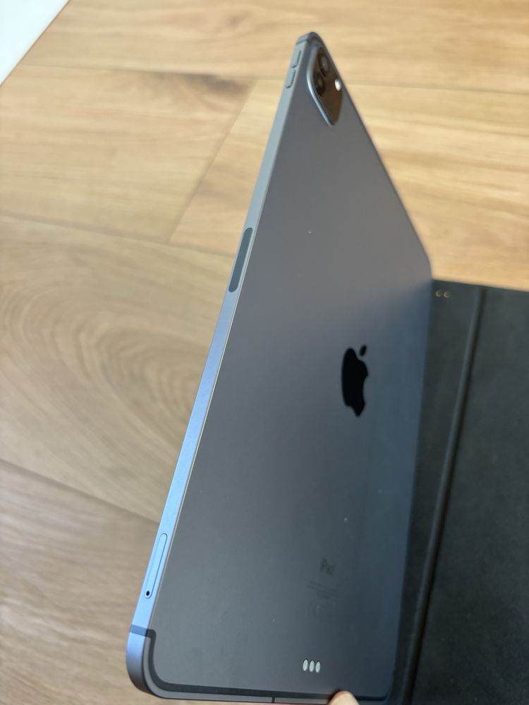 IPad Pro 11-inch 3rd gen (wifi + cellular)