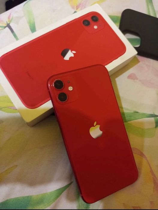 iPhone 11 product red
