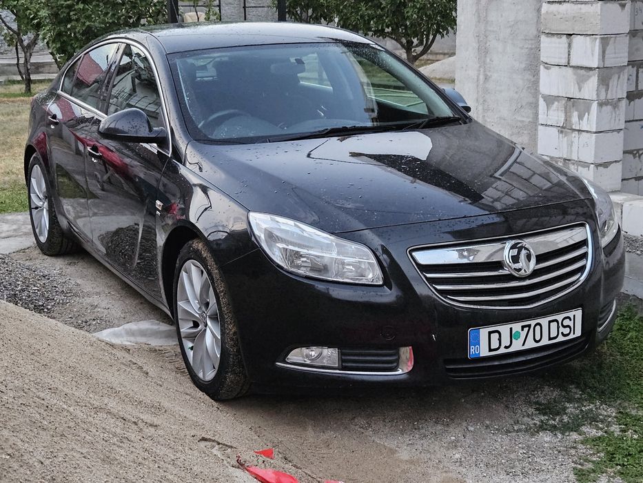 Vìnd Opel Insignia impecabil.