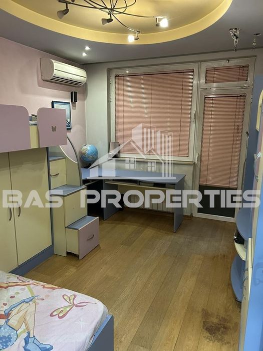 Продава се Тристаен апартамент в София, Банишора - 91 кв.м за 2858 €/кв.м - Снимка #6