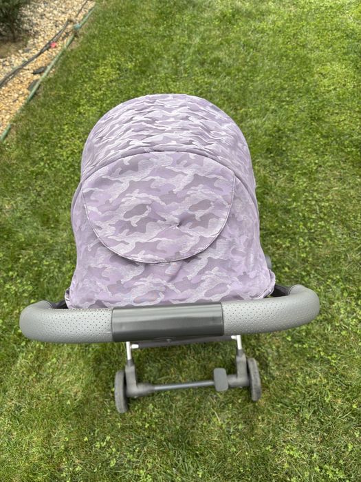 Vand carucior sport, stare buna