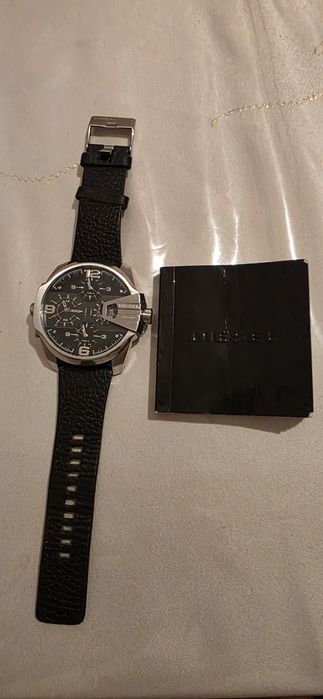 Оригинал Diesel кул соати Санкт Питербургдан олганман документлари бор