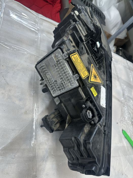 Far stânga full led matrix bmw x7.g07.cod:f00htb705515.