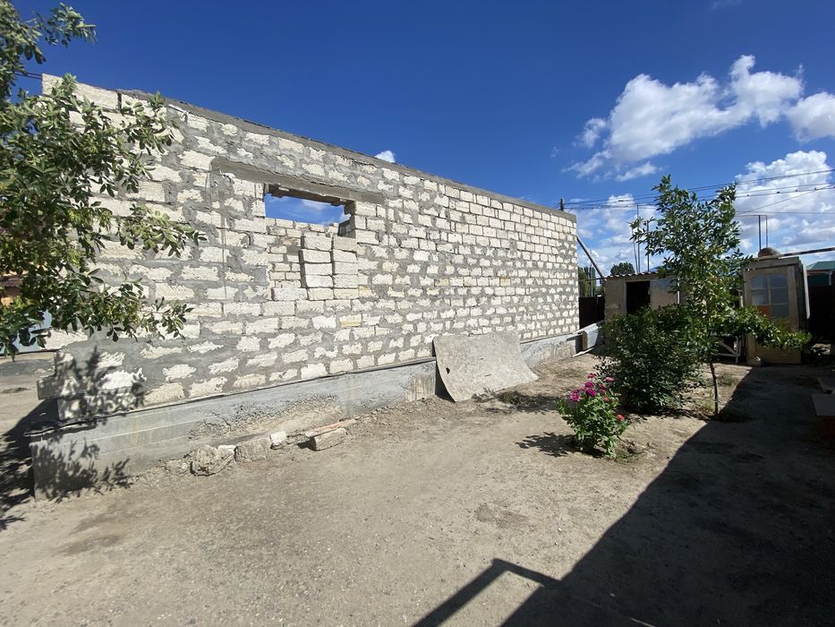 Продается дом из камыша с недостройкой