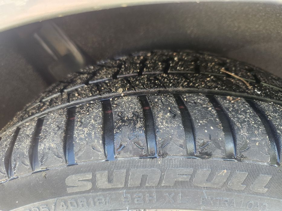 Зимни гуми DOT 2124 -  225/ 40 / 18