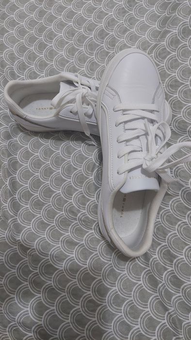 Кецове  Tommy Hilfiger