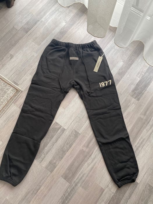 Pantaloni Essentials Fear of God 2023