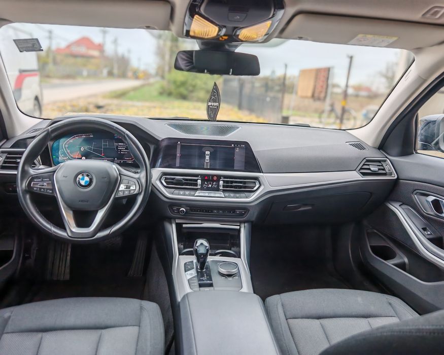 Vând BMW seria 3 G20 mild-hibrid