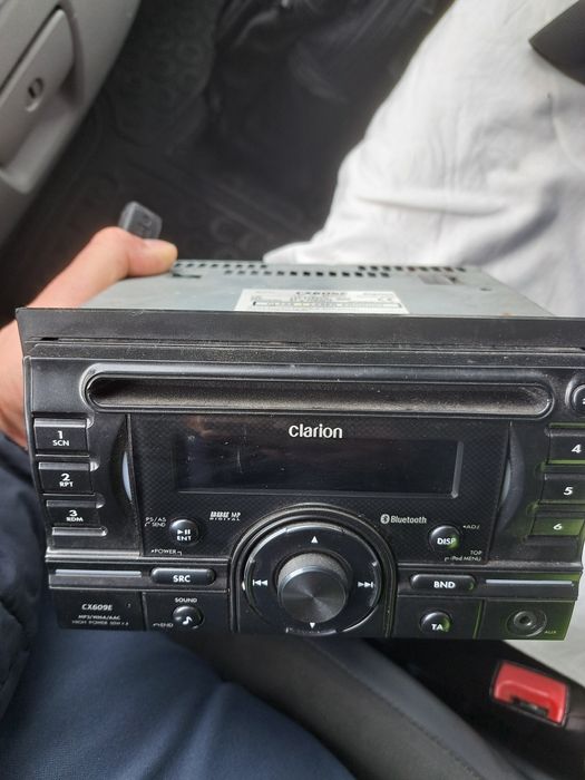 Clarion cx 609 E 2 din radio cd