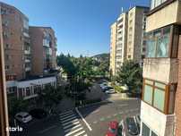 Apartament 4 camere - Zona Centrala