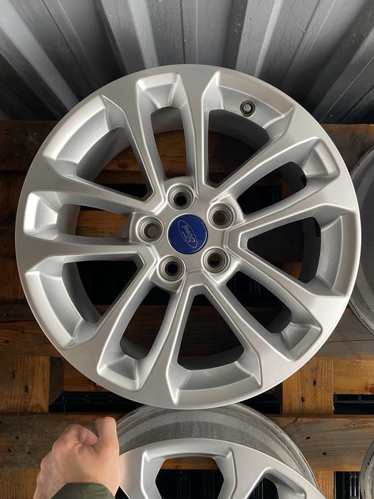 17 цола 5 х 108 мм Форд Мондео  , Фокус , Галакси , Ford