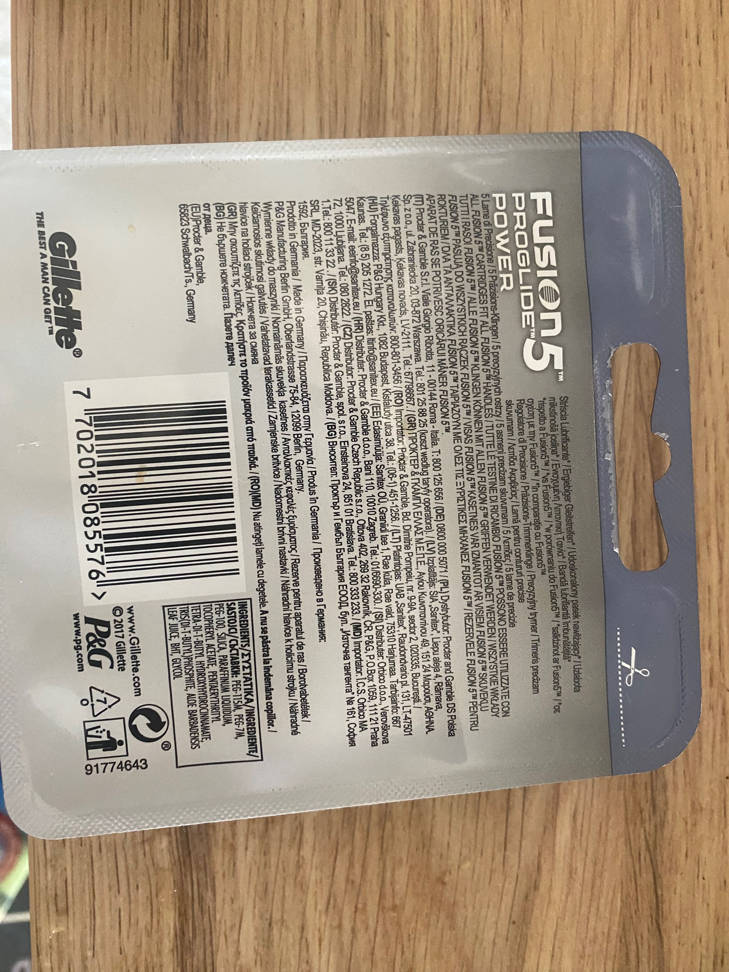 Ножчета за самобръсначка  4 броя, Gillette Fusion 5 ProGlide Power
