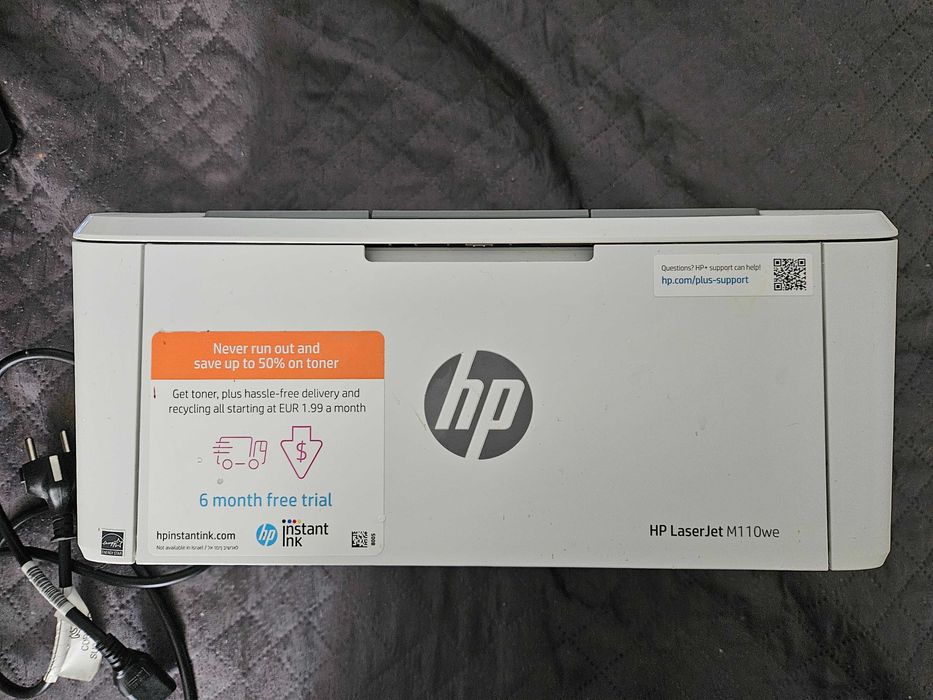 Принтер HP Laser Jet M110we с 3 тонер касети