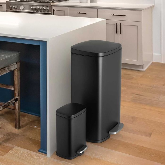Кош за боклук с безшумен капак 5 l+50l черен цвят