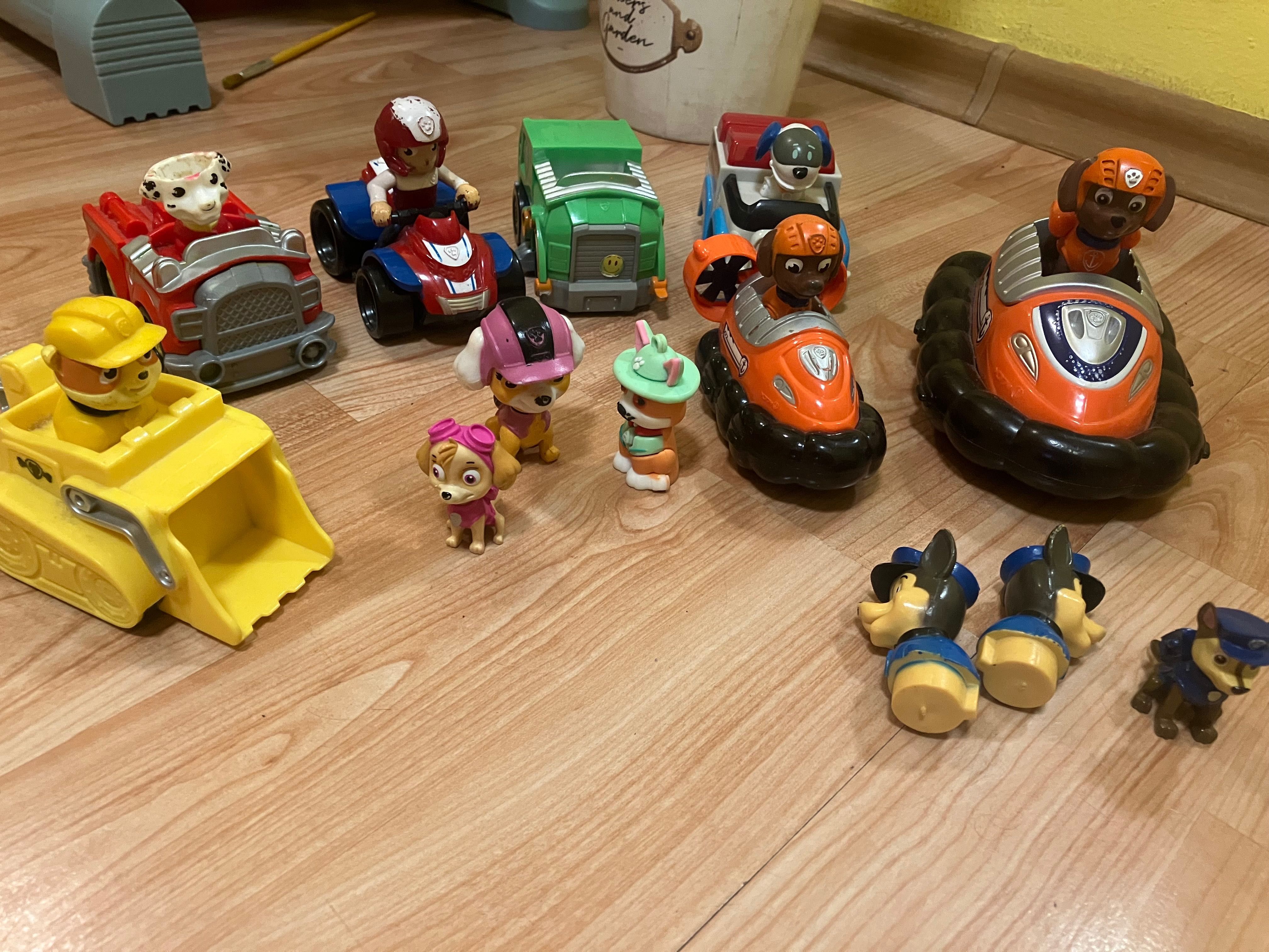 Paw patrol всички играчки на снимката