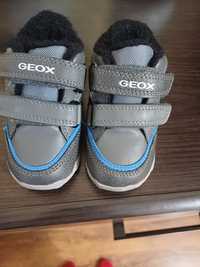 Бебешки зимни обувки Geox номер 19