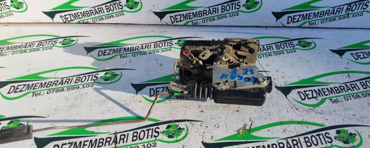 Broasca usa fata stanga /LOG Dacia Logan prima generatie