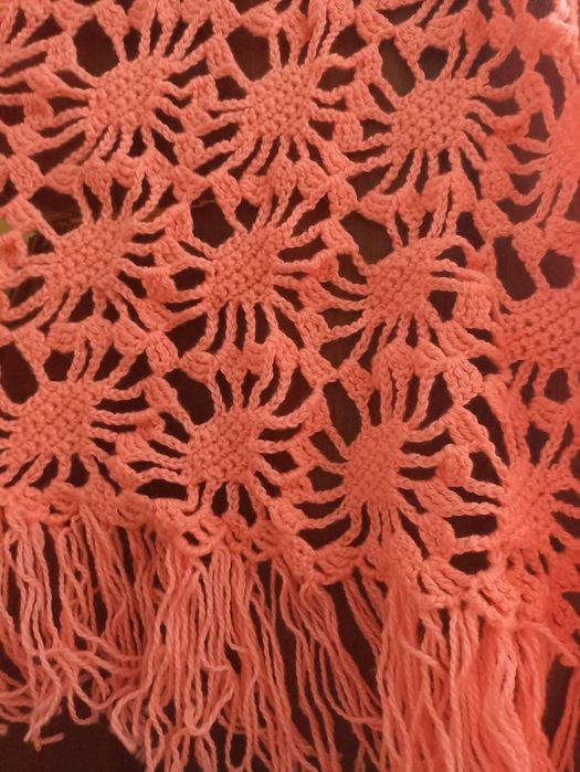 Продам       шаль