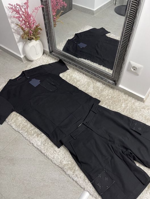 Compleu Louis Vuitton calitate Premium colectie noua