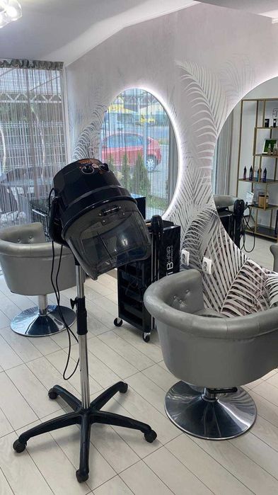 Scaune frizerie / coafor si casca profesionala DIAMANTE
