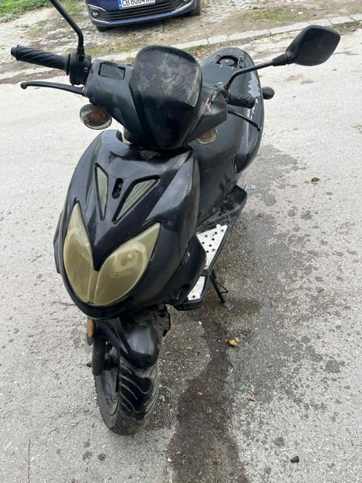 Мотор keeway F-act 50 за части .