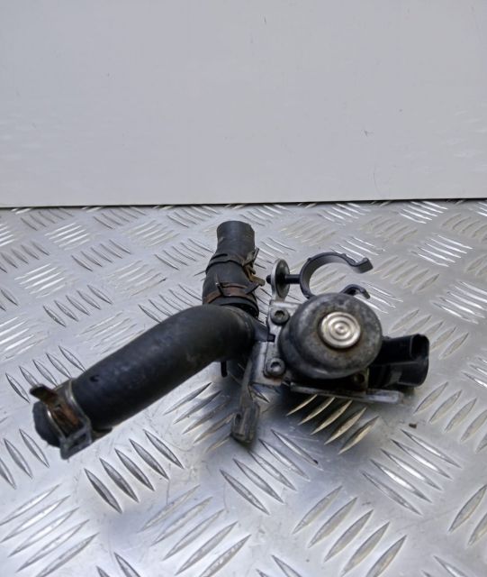 Robinet apa  caldura A6512000431 Mercedes-Benz E-Class W212/S212/C207