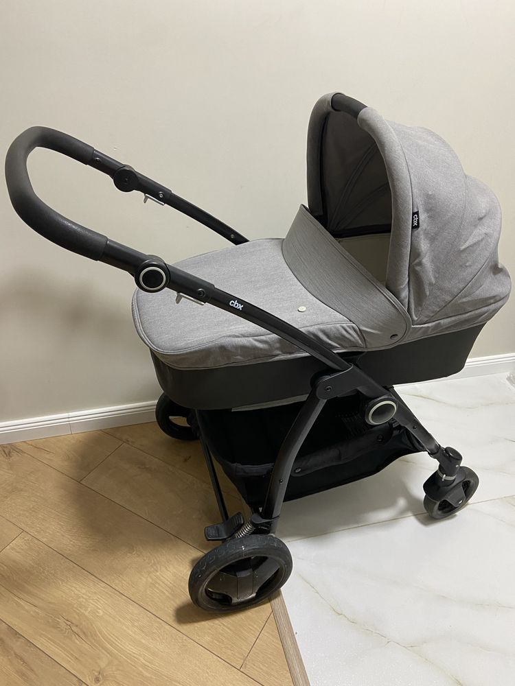 Продам немецкую  коляску  бренда Cybex 2 в 1