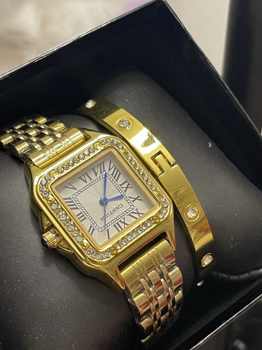 Продам Cartier 10 000 тенге  жеские часы новые