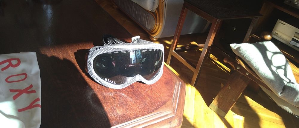 Дамски сноуборд панталон Burton и маска Roxy