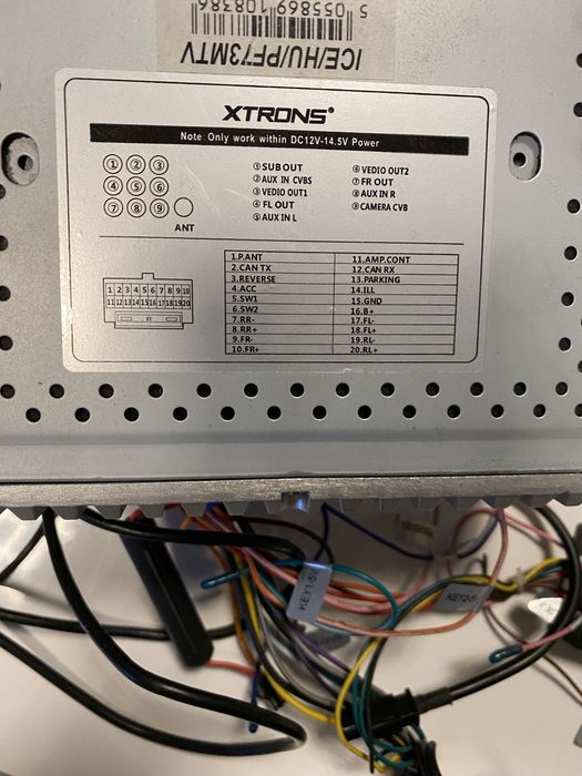 Продавам мултимедия за VAG