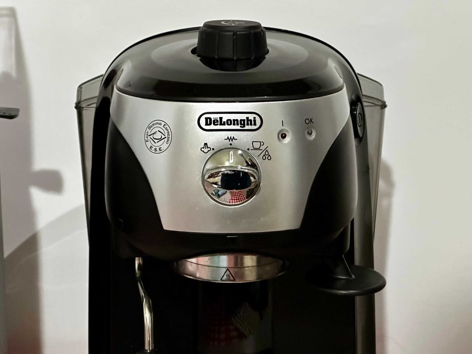 Espressor manual De'Longhi EC221.B