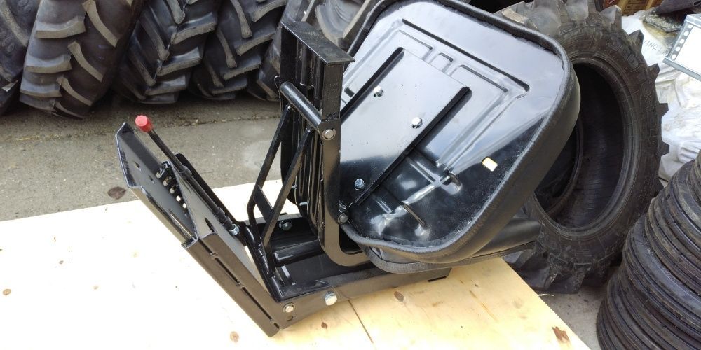 SCAUN BV57 nou de tractor prindere universala pentru u650 u445 8XYT