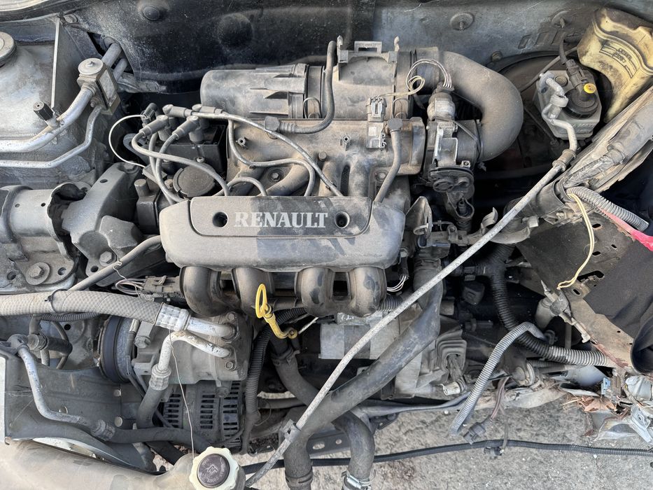 Renault Clio 1.2i 58hp 1999г На Части