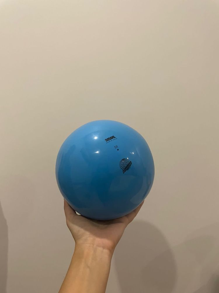 Мяч для художественной гимнастки