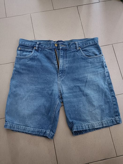 Pantaloni scurți din jeans mărime xl