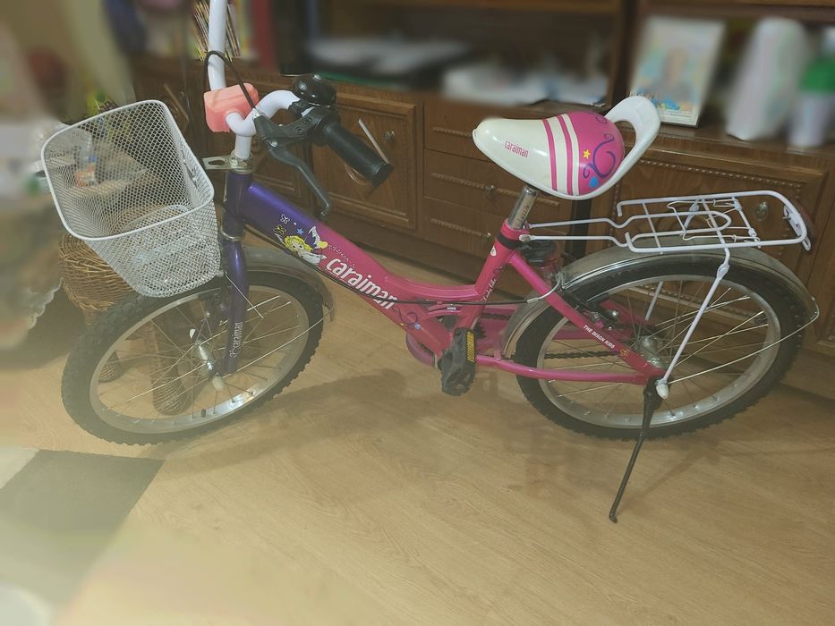 Vând bicicleta fete