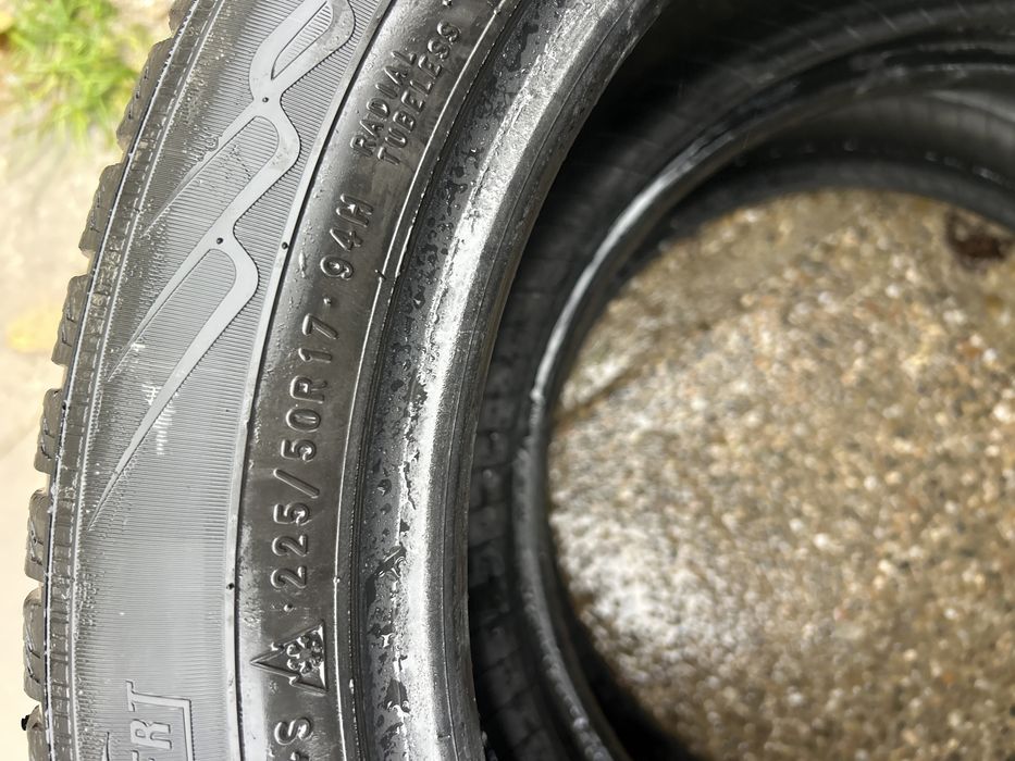 225 50 17 Nokian rft iarna