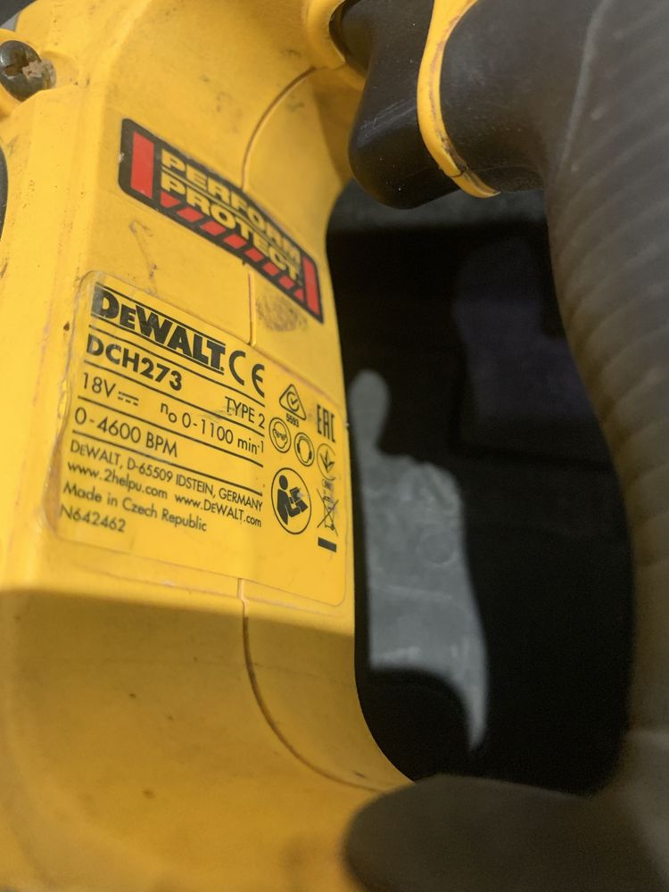 DeWALT DCH 273 пефоратор /безчетков/ОРИГИНАЛ/в куфар