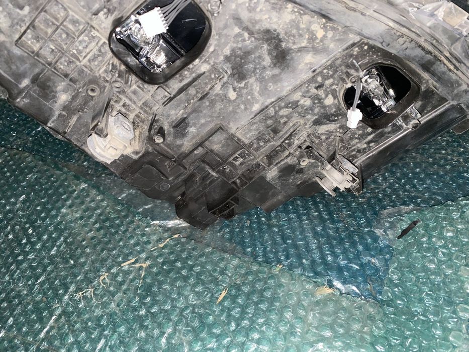 Far BMW seria 3 F30 F31 LCI Facelift 2015 - 2019 far Dreapta adaptiv