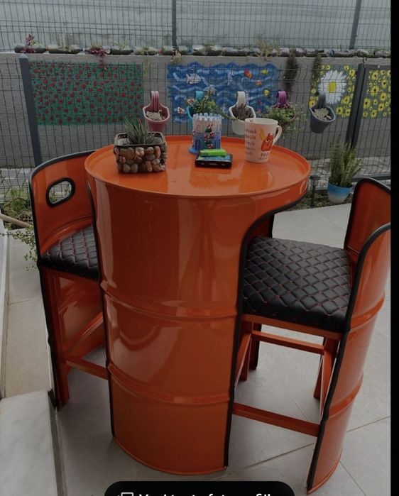 Mobilier industrial metalic decupat butoi eleganta stil pt  cafenele