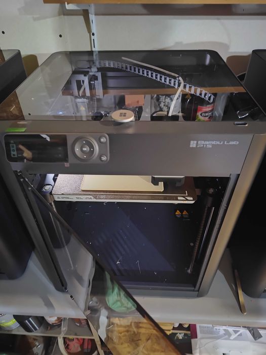 Imprimanta 3D Bambu Lab P1S