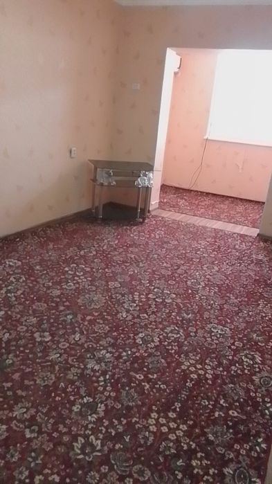 Ижарага Оилага 3 хоналик квартира берилади.Ор: Шарк1, Гастроном