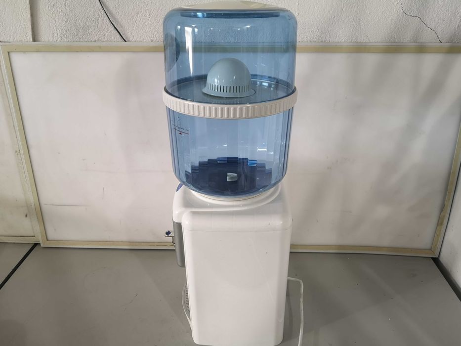 Диспенсър за вода - Waterfall 8L