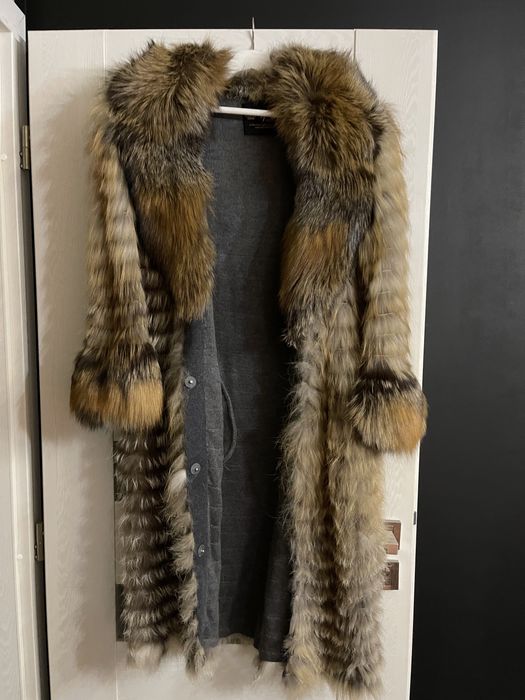 Haina blana nouă nepurtata