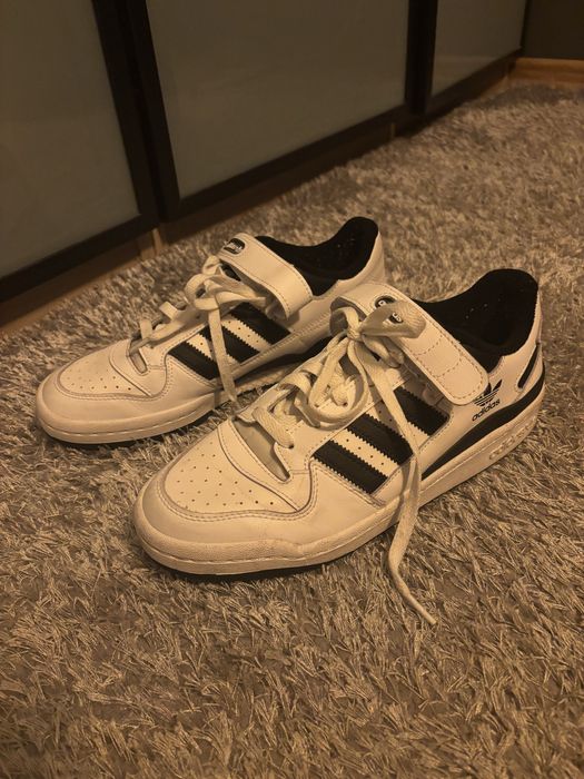 Addidas forum low