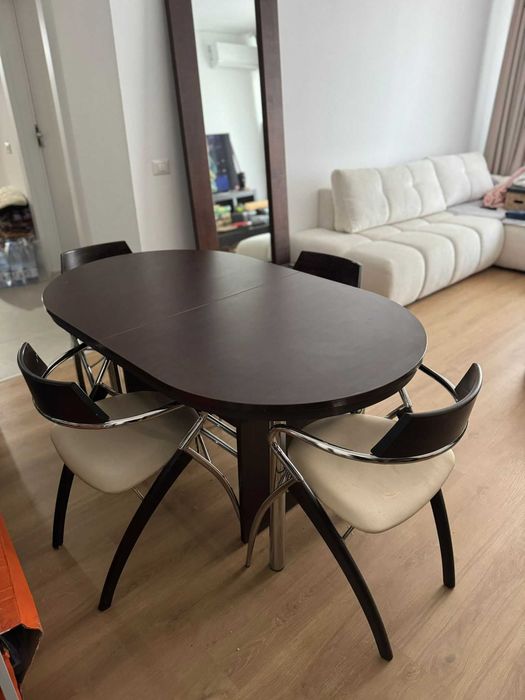 Vand masa ovala extensibila + 4 scaune