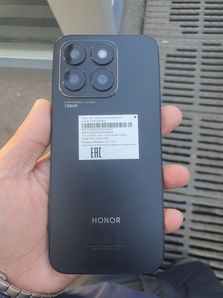 Xonor x8b, model LLY-LX1, yengi 256гб, коробка документ нет!