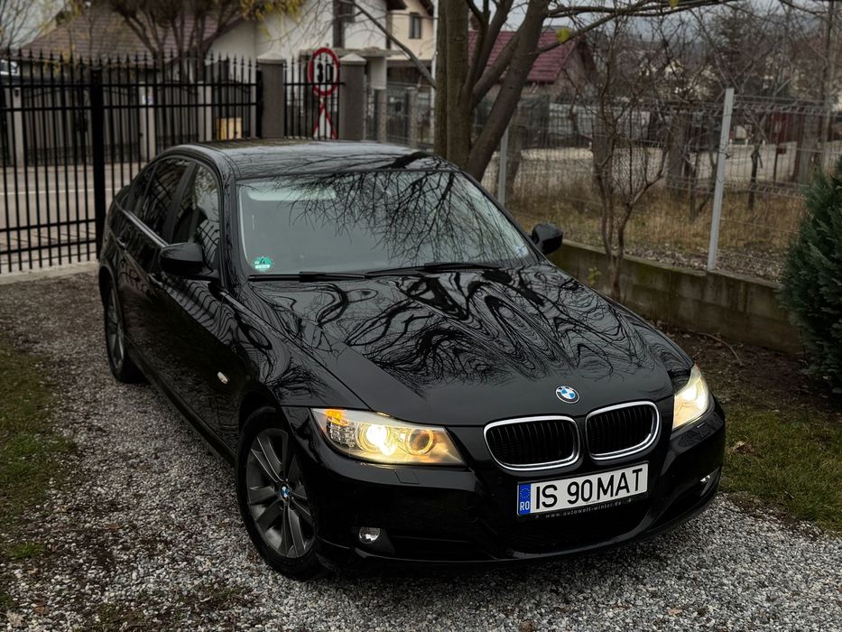 BMW Seria 3 BMW 318D // E90 LCI // BiXenon Adaptive // Led // Sedan // 2012