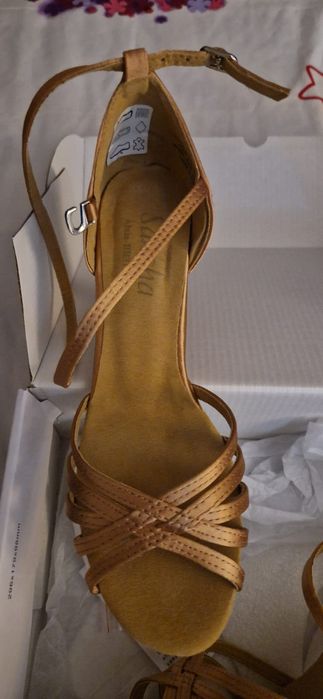 Vand sandale de dans marimea 39