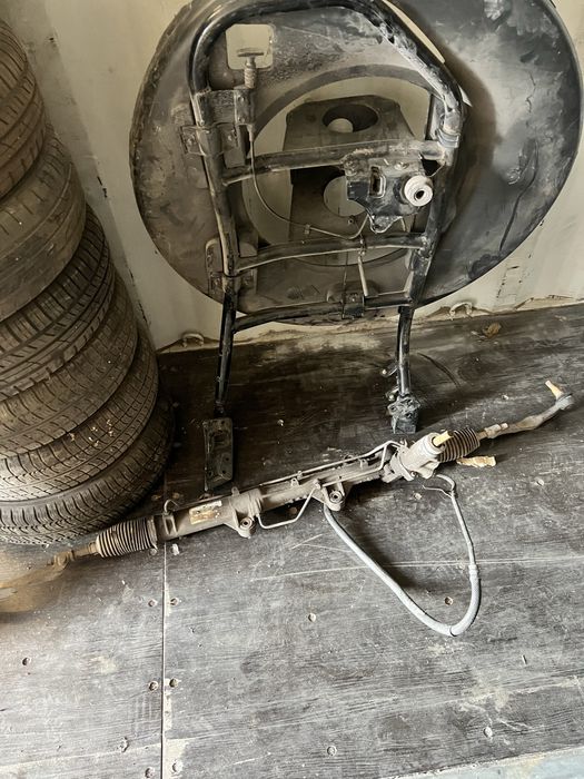 Крепление запаски toyota land cruizer 200